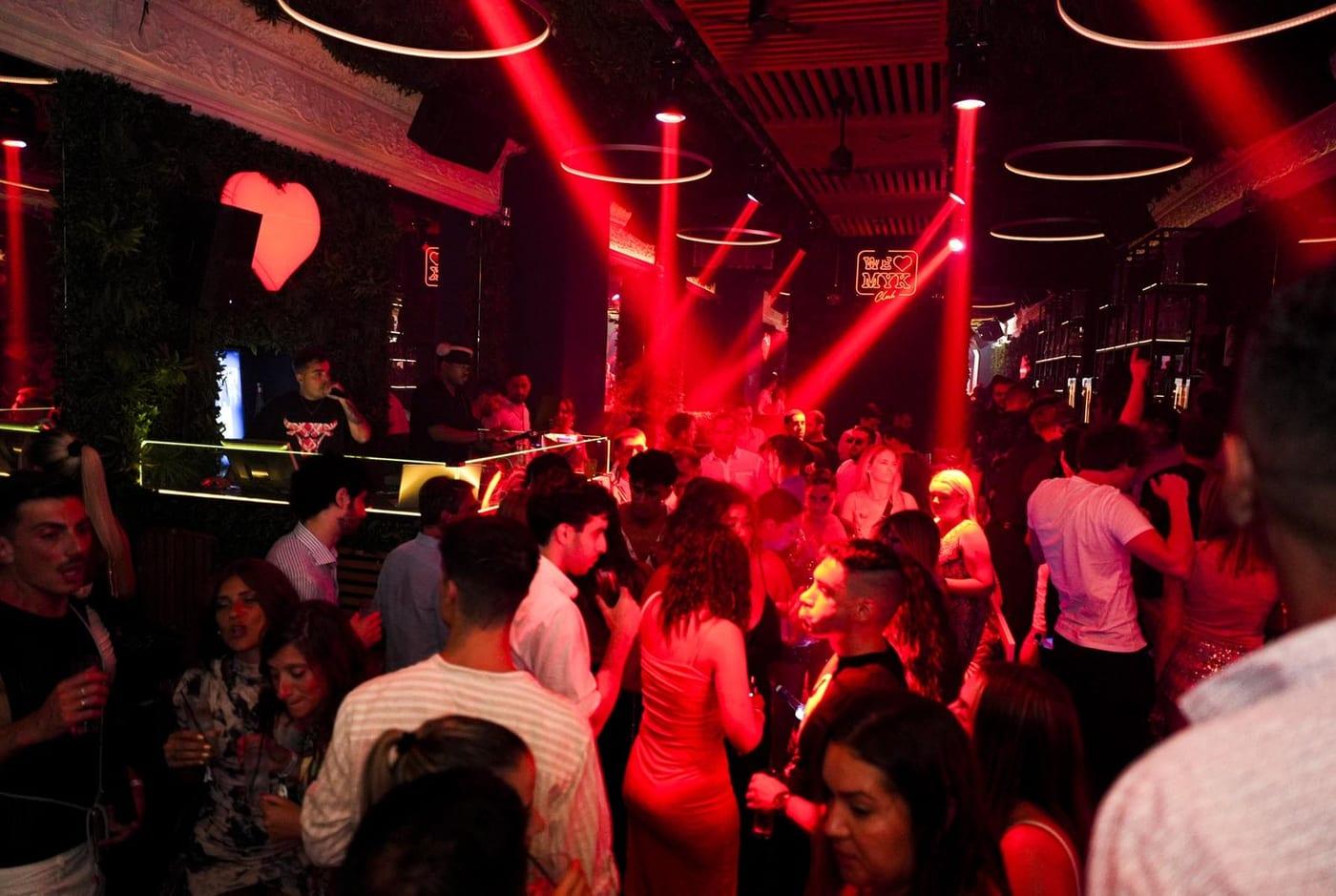 The Complete Mykonos Party Holiday Guide: Glamour, Beach Clubs and Nights That Never End