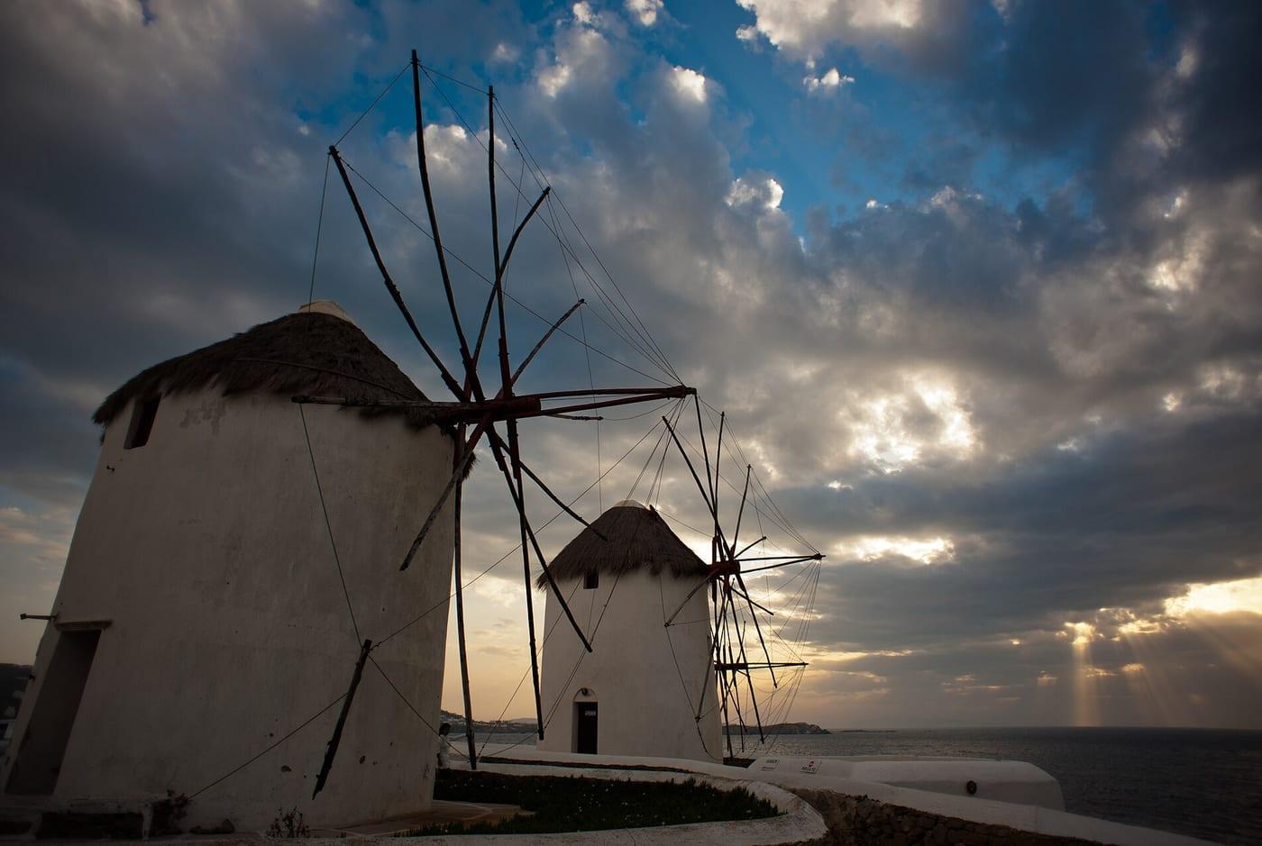 The Complete Mykonos Party Holiday Guide: Glamour, Beach Clubs and Nights That Never End