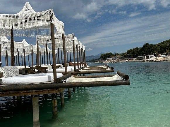 Poda Lounge Bar, Albania